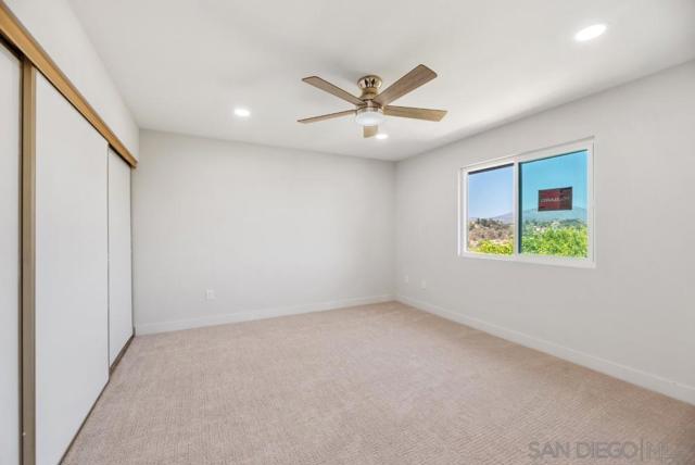 13765 Celestial Rd, Poway CA: https://media.crmls.org/mediaz/17643238-3660-46ca-80e6-20c33de51cf6.jpg