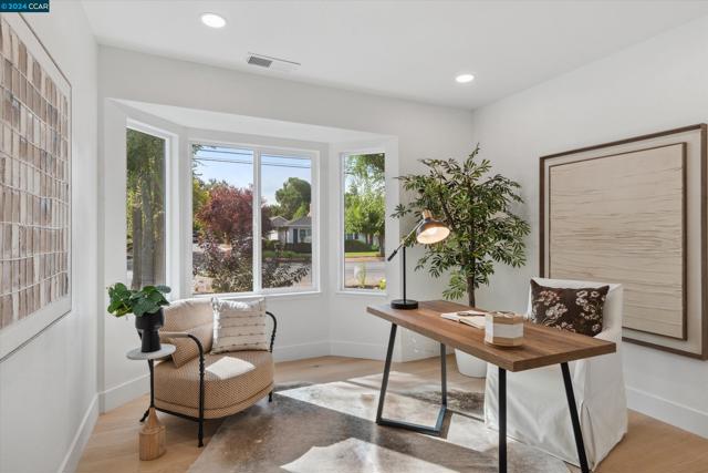 Image 17 of 36 For 3543 Wren Ave