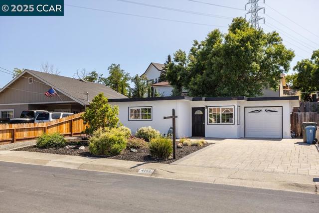 4192 Valley Ave, Martinez CA: https://media.crmls.org/mediaz/1765badd-d3b4-4ed8-bd0a-0028e8f0b779.jpg