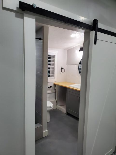 2405 Old Colony, Vista, California 92084, ,Residential Income,For Sale,Old Colony,NDP2407848