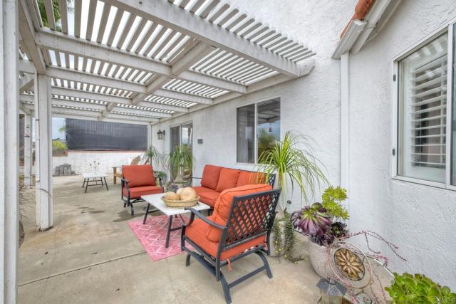 Detail Gallery Image 34 of 55 For 5413 Fairgreen Way, Bonsall,  CA 92003 - 3 Beds | 3 Baths