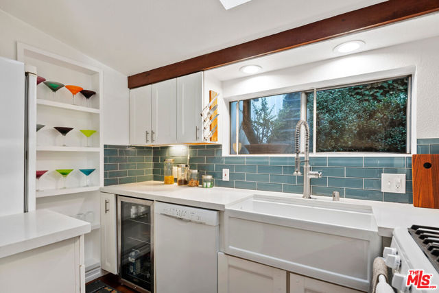 Drew Fenton | 1653 N Beverly Glen Boulevard Los Angeles CA | MLS: 7574245