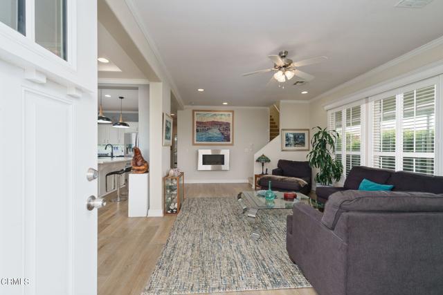5540 W 5th Street, Oxnard CA: https://media.crmls.org/mediaz/17679a5f-a7b2-4ed9-a52e-84bfe241fa93.jpg