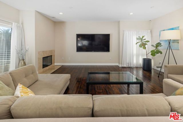 7249 Franklin Avenue, 401 photo 10