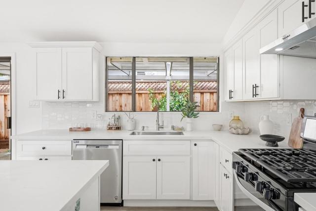 1177 Prescott Avenue, Sunnyvale CA: https://media.crmls.org/mediaz/1768ef48-b449-4541-ae40-5983ed7d7094.jpg