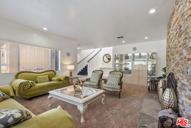 5183 Obama Boulevard, Los Angeles CA: https://media.crmls.org/mediaz/176bb47b-f51d-4324-9142-30b9cf0fc791.jpg