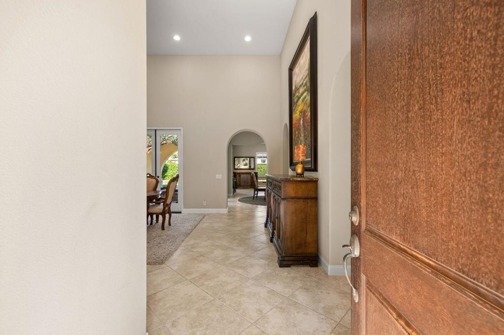 MLS #219135254DA image #3