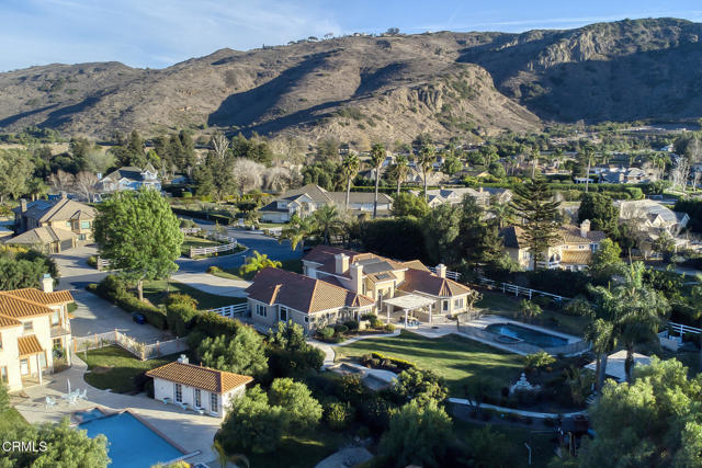 2021 Brittany Park Road, Camarillo CA: https://media.crmls.org/mediaz/176c3571-719c-4d04-b7ac-85a24a8f0d15.jpg