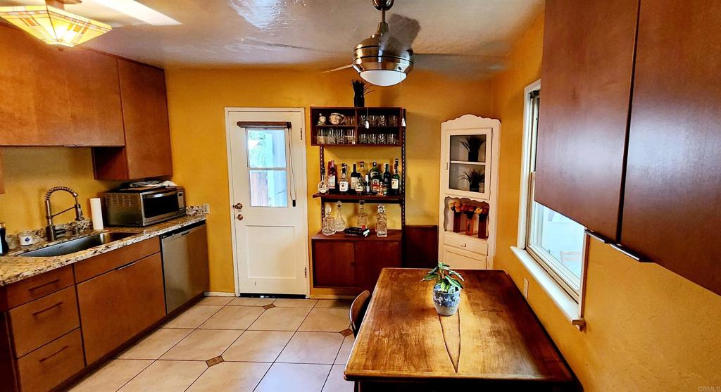 4411 Mcclintock - photo 8