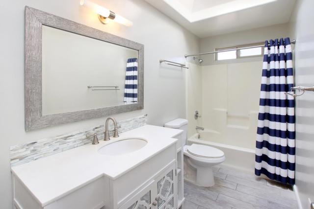 217 Valencia Avenue, Aptos CA: https://media.crmls.org/mediaz/176cb5ab-a6b1-4577-a29b-6df6b48da5c2.jpg