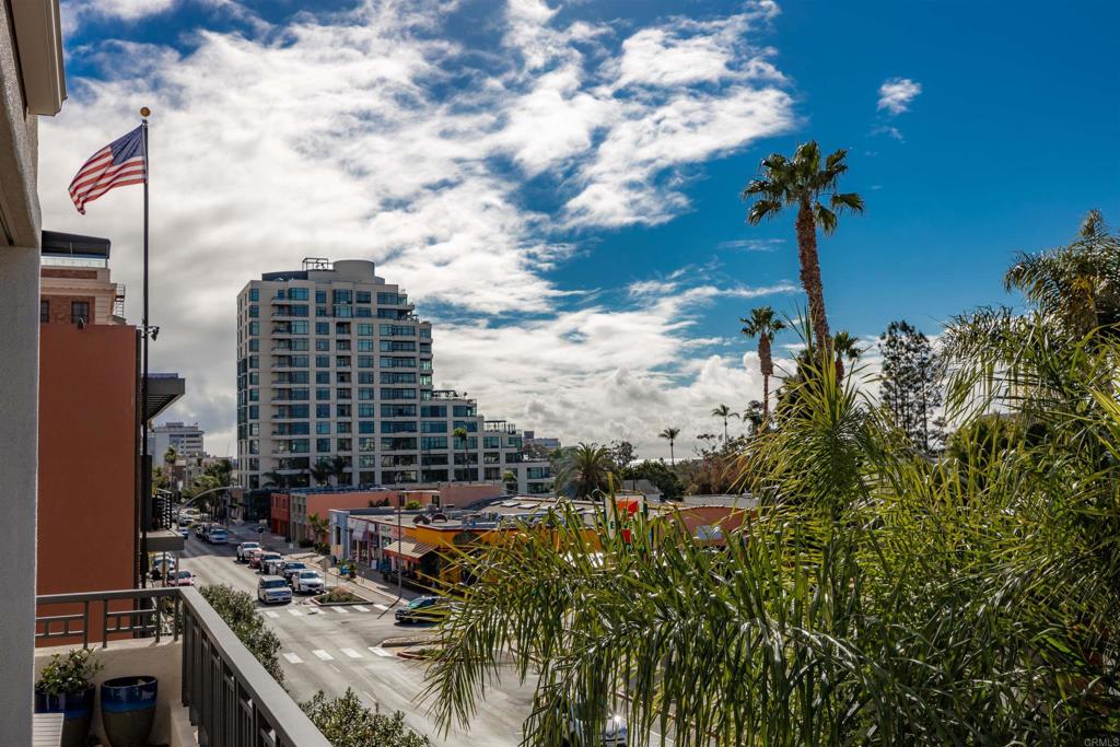3275 5th Avenue #305