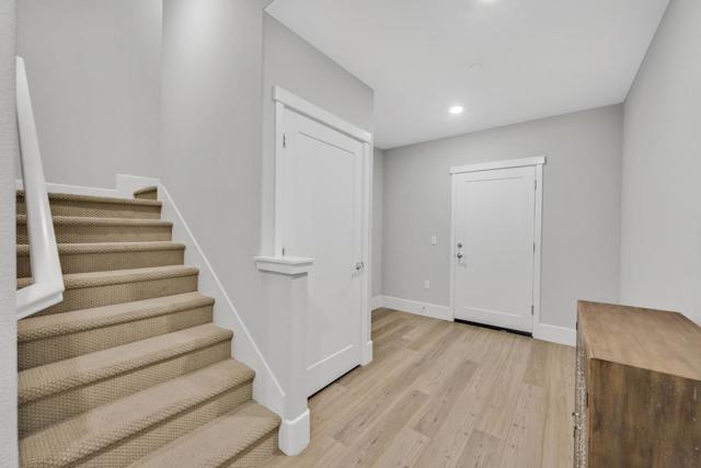 47222 Mission Falls Court, Fremont CA: https://media.crmls.org/mediaz/176d937a-76ce-491c-b015-0d6c21a5e59f.jpg