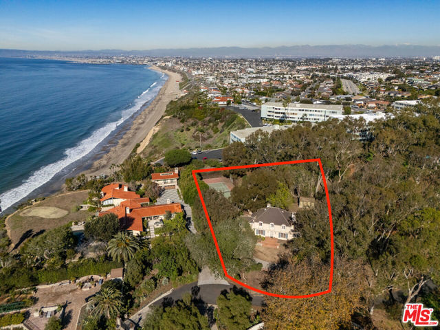 2109 Rosita Place, Palos Verdes Estates CA: https://media.crmls.org/mediaz/176e951f-c4b4-4f90-ac9e-d036528da83a.jpg