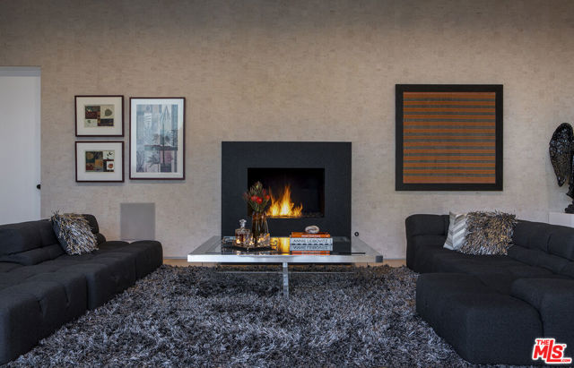 3 Bed Home for Sale in Los Angeles, California