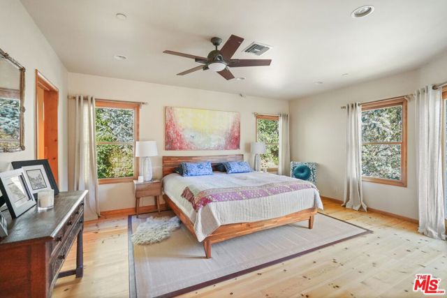 774 Old Topanga Canyon Road photo 29