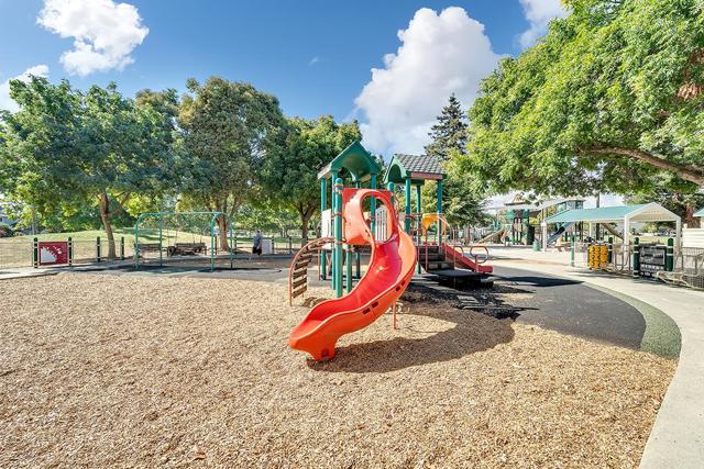 2658 Hill Park Drive, San Jose CA: https://media.crmls.org/mediaz/17729a23-5406-46c4-8e3f-d7dcd27e8a34.jpg