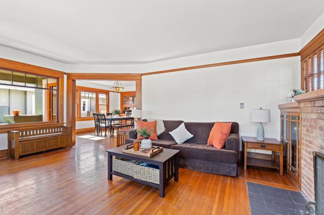 4194 Stephens, San Diego CA: https://media.crmls.org/mediaz/1772a861-8137-4ee1-b764-8a152d45b8e5.jpg