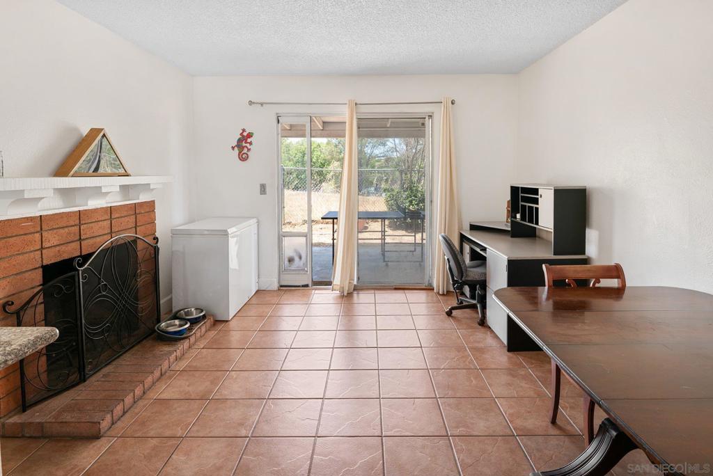3521 Strawberry Place - photo 12