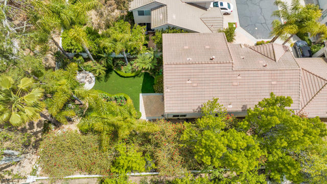 5503 Verona Ct  -  HsHProd-3