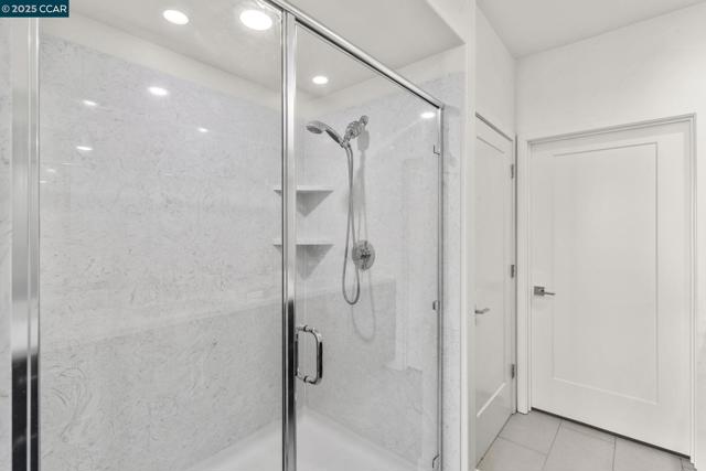 320 Riesling Ave, Milpitas CA: https://media.crmls.org/mediaz/177504f6-3a9e-413e-b802-78b8048a5152.jpg