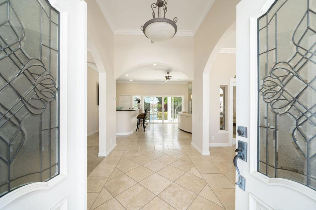 72511 Theodora Lane, Palm Desert, CA 92260