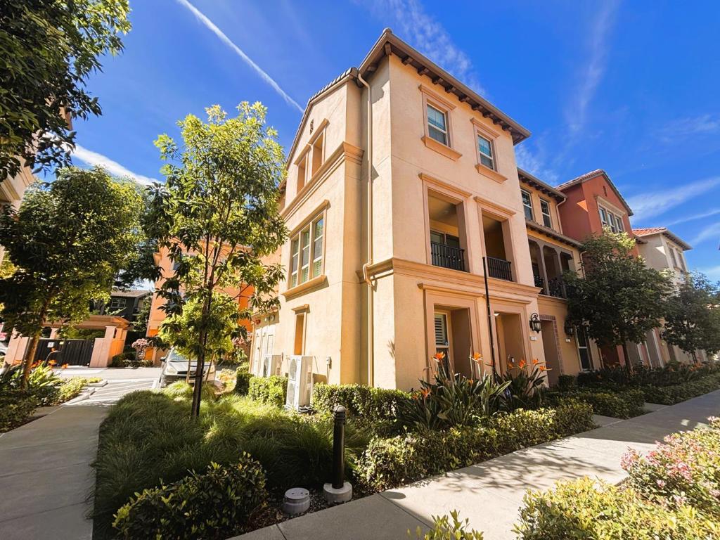 560 Saint Remi Terrace #1