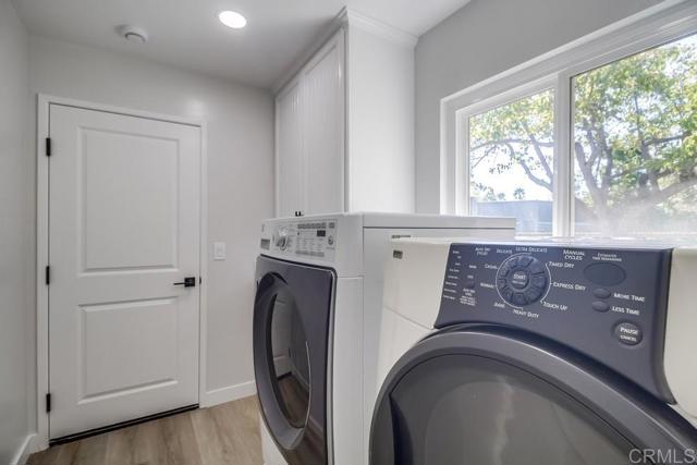 12580 Oaks North Drive, San Diego CA: https://media.crmls.org/mediaz/17768c06-80fa-4199-851c-a63cb844c34a.jpg