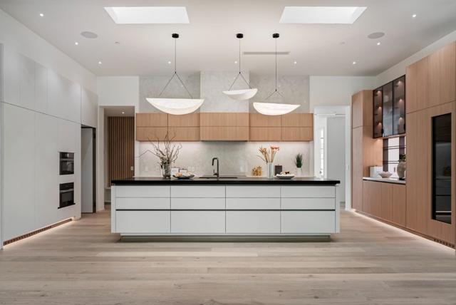 1068 Riverside Drive, Los Altos CA: https://media.crmls.org/mediaz/1776b863-9302-4e83-a30a-911b11456bbb.jpg