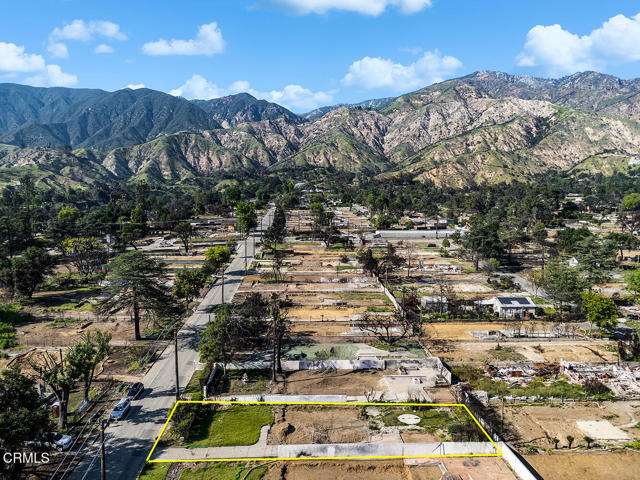 3296 Fair Oaks Ave, Altadena CA: https://media.crmls.org/mediaz/17777dad-8ff3-4d13-89ad-3e77c3f21cba.jpg