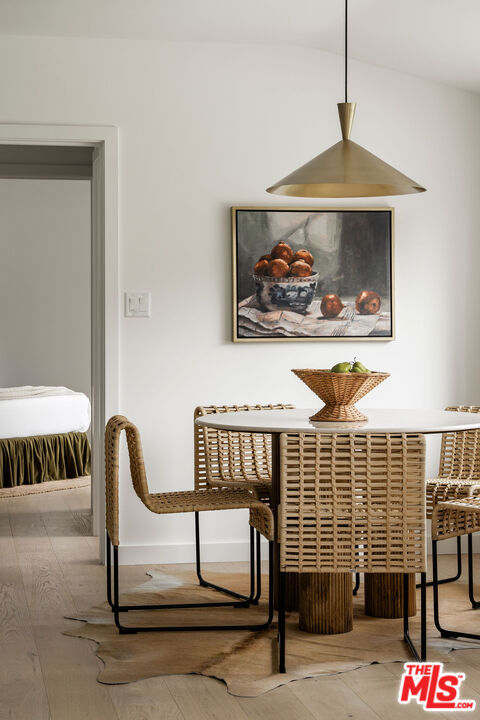 8819 Evanview Drive, Los Angeles CA: https://media.crmls.org/mediaz/1778aa24-32c5-44a0-a6ca-66cf70865e14.jpg