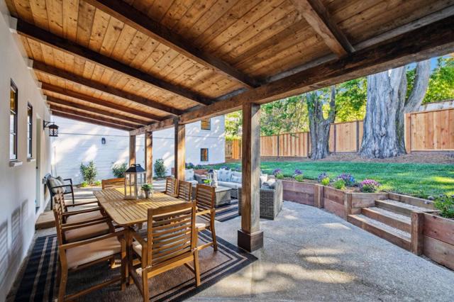 138 Valdeflores Drive, Burlingame CA: https://media.crmls.org/mediaz/1779239a-e650-4a77-80e1-706d2d9f0f51.jpg