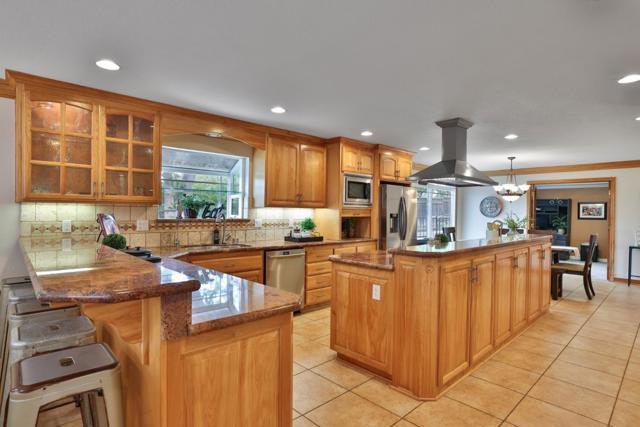 2017 Gypsy Avenue, San Martin CA: https://media.crmls.org/mediaz/17792b07-fdb3-4d1a-ba26-43529550ea4c.jpg