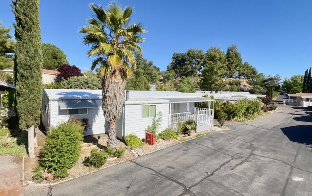 35109 Highway 79, Warner Springs CA: https://media.crmls.org/mediaz/177b6806-fcc8-4bb0-9fc6-fef7a08e0a36.jpg