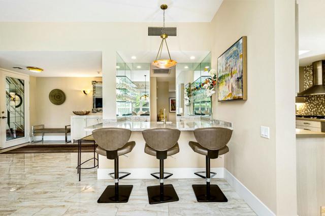 1 Briarcliff Court, Rancho Mirage CA: https://media.crmls.org/mediaz/177bc375-3d0b-4c13-940b-5da9f354a291.jpg