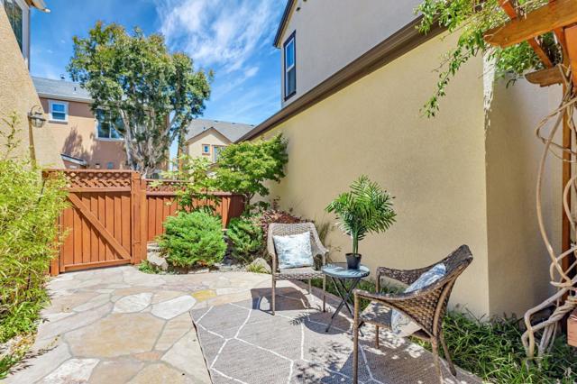 841 E River Parkway, Santa Clara CA: https://media.crmls.org/mediaz/177ca16d-2b81-4490-8860-ef69e6301b6d.jpg
