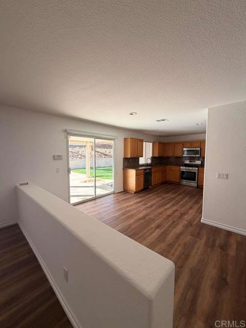 Detail Gallery Image 18 of 33 For 25043 Babbling Brook Cir, Menifee,  CA 92584 - 4 Beds | 3 Baths