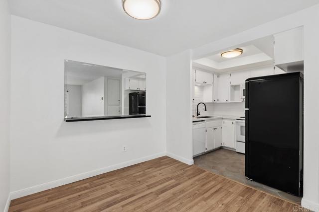 Image 12 of 25 For 3431 Park Boulevard 204
