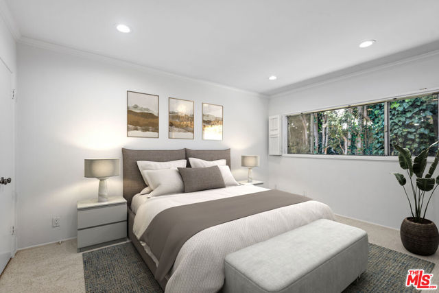 374 Homewood Road, Los Angeles CA: https://media.crmls.org/mediaz/177fd0a9-d566-48aa-aae6-ce9afcd91206.jpg