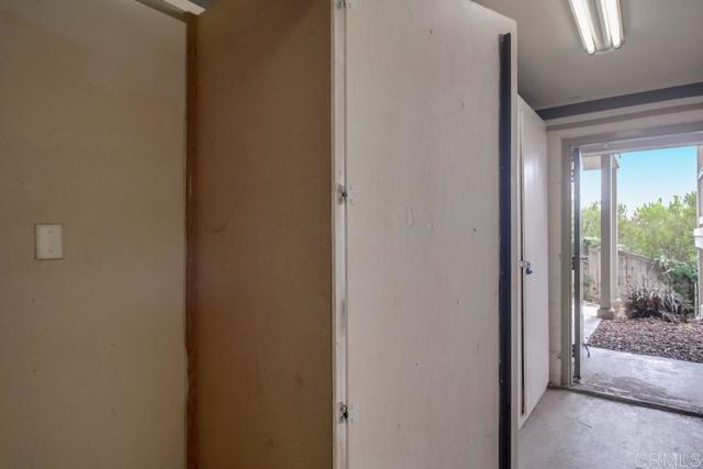 Detail Gallery Image 40 of 46 For 3961 Hortensia St #H4,  San Diego,  CA 92110 - 2 Beds | 2 Baths