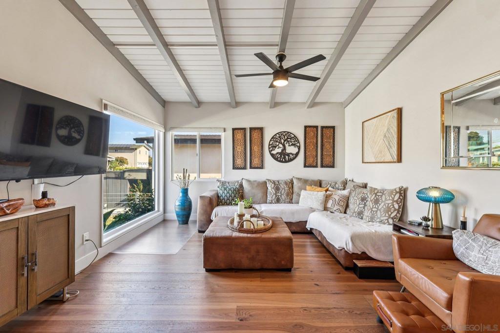 MLS #250045034SD image #13