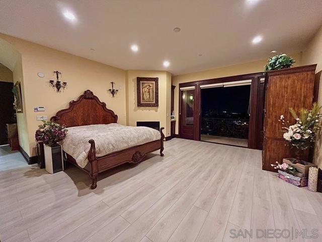 2269 Tina St, El Cajon, California 92019, 4 Bedrooms Bedrooms, ,5 BathroomsBathrooms,Single Family Residence,For Sale,Tina St,240000637SD