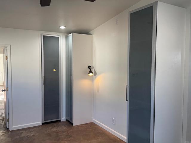 Detail Gallery Image 11 of 23 For 901 San Juan Pl, Oceanside,  CA 92058 - 4 Beds | 2 Baths