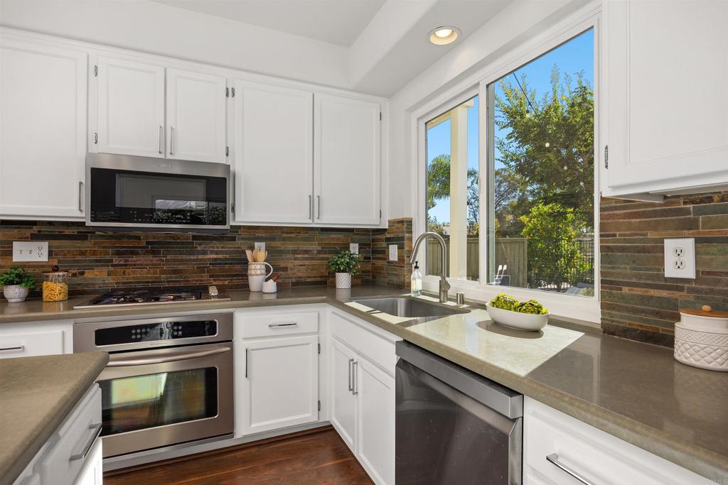11488 Village Ridge Road - photo 9