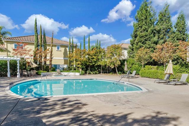 4714 Sandyford Court, Dublin CA: https://media.crmls.org/mediaz/17856f3e-a1b3-4e5c-861f-7ff9e8c61b18.jpg