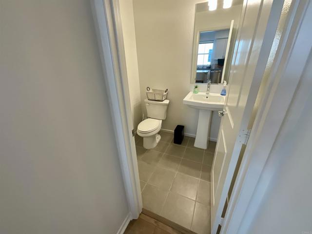 Detail Gallery Image 26 of 45 For 419 Atlas, Escondido,  CA 92025 - 2 Beds | 2/1 Baths