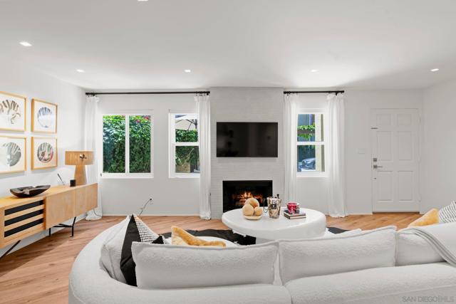 8121 Camino Del Sol, La Jolla CA: https://media.crmls.org/mediaz/1785c89a-801a-4173-a89d-c9122b373a97.jpg