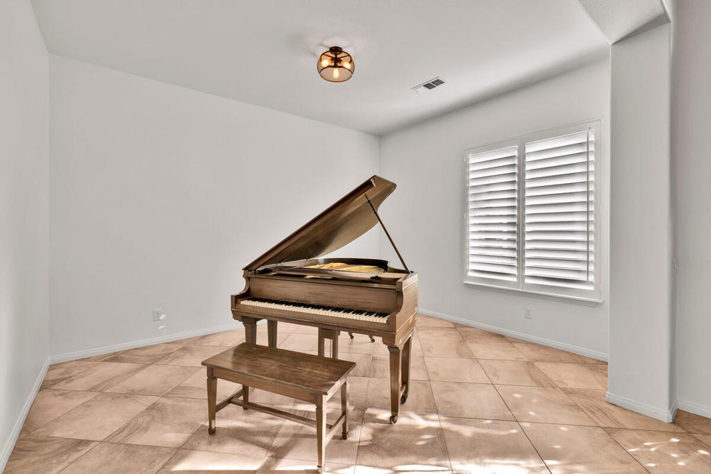 MLS #219137953DA image #14