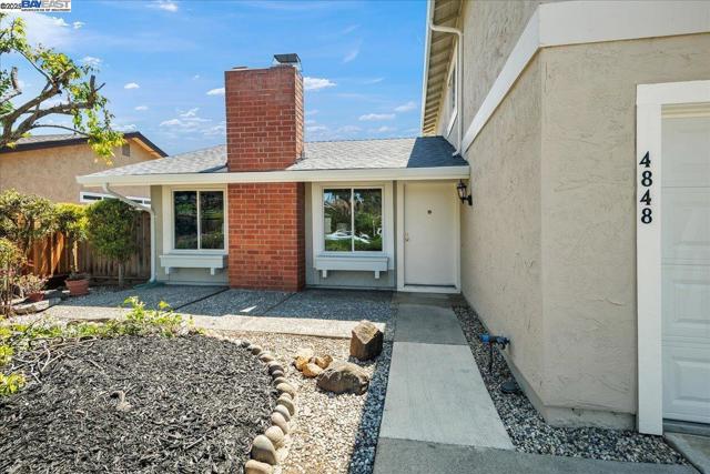 4848 Nadine Ct, Union City CA: https://media.crmls.org/mediaz/1786cd63-db10-4342-aab4-85fe4d080af3.jpg