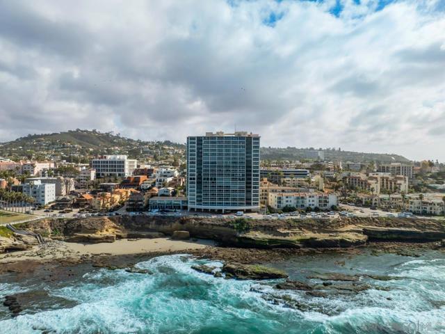 939 Coast Blvd, La Jolla, California 92037, 2 Bedrooms Bedrooms, ,2 BathroomsBathrooms,Condominium,For Sale,Coast Blvd,250018948SD