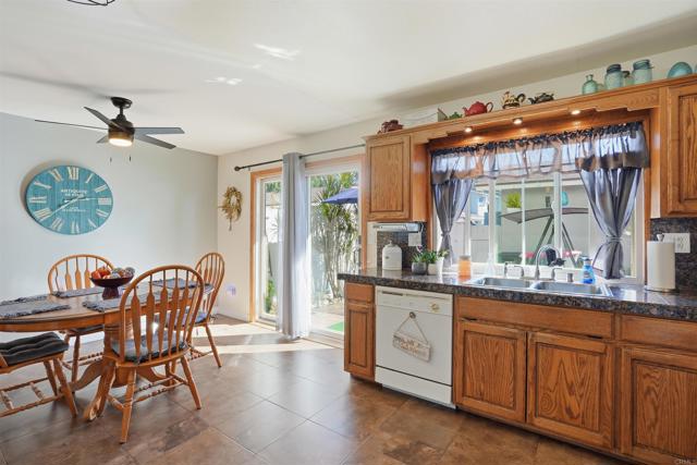 Detail Gallery Image 9 of 39 For 1539 Sonora Dr, Chula Vista,  CA 91911 - 4 Beds | 2/1 Baths